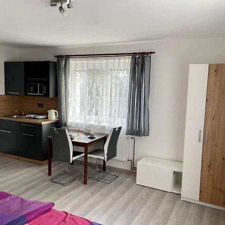Apartmány Marjánka Jenisovice  Kültér fotó