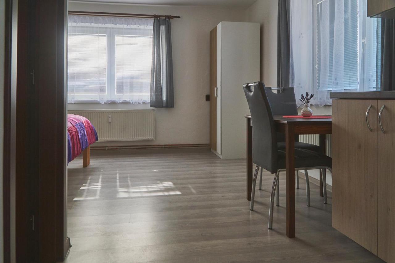 Apartmány Marjánka Jenisovice  Kültér fotó