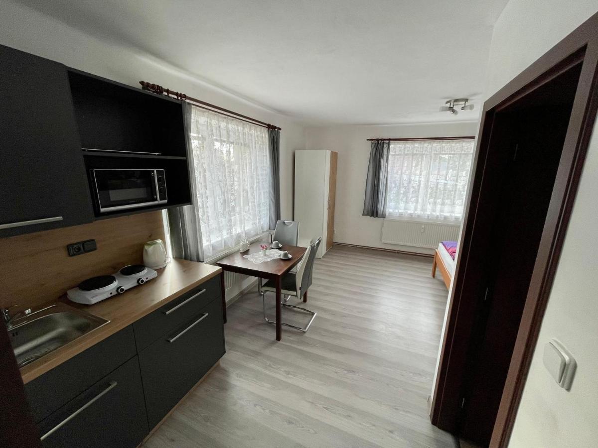 Apartmány Marjánka Jenisovice  Kültér fotó