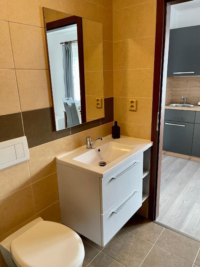 Apartmány Marjánka Jenisovice  Kültér fotó